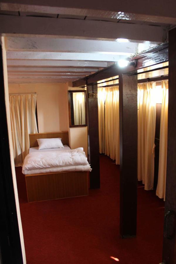 Moonlight Guest House Bhatgoan Екстериор снимка