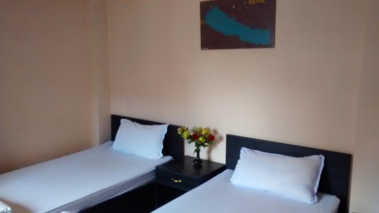 Moonlight Guest House Bhatgoan Екстериор снимка