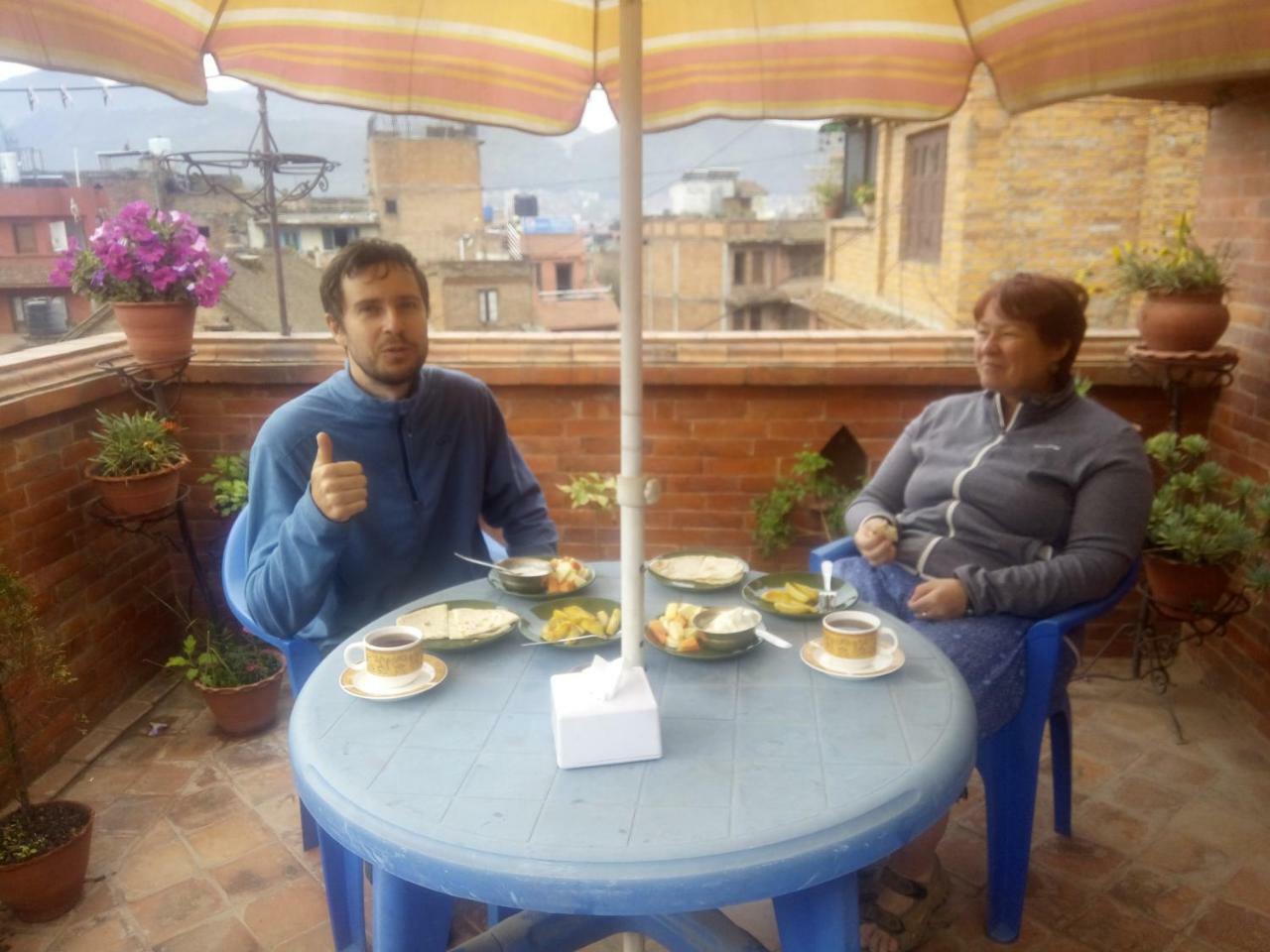 Moonlight Guest House Bhatgoan Екстериор снимка