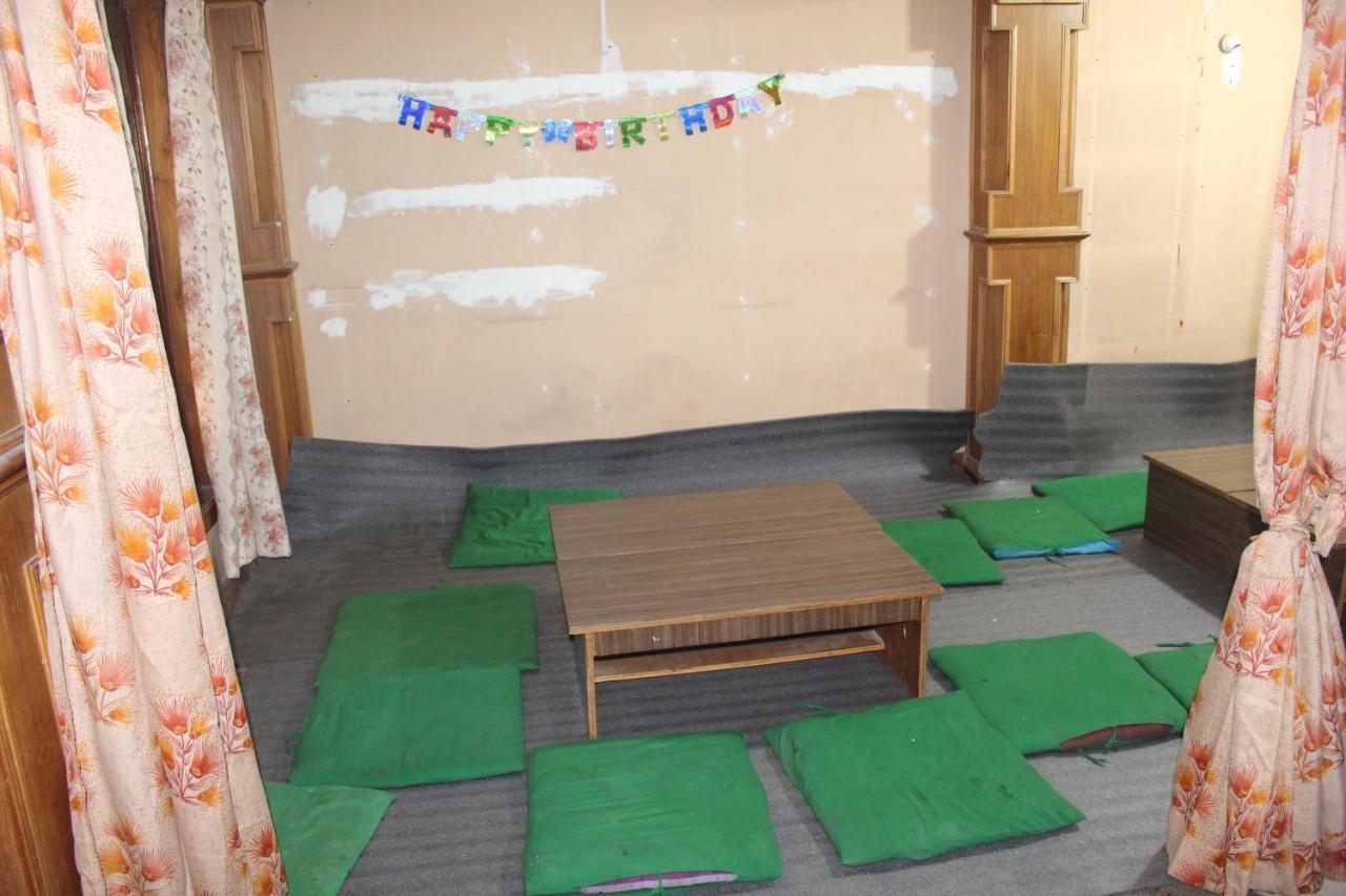 Moonlight Guest House Bhatgoan Екстериор снимка