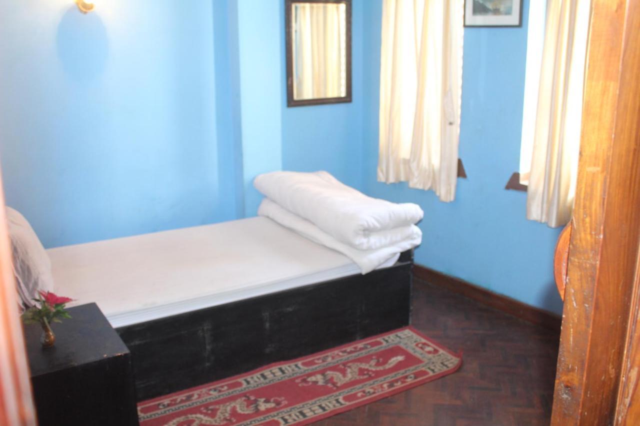 Moonlight Guest House Bhatgoan Екстериор снимка